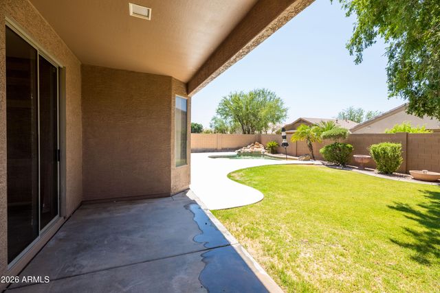 3525 W Quail Track Drive, Phoenix, AZ 85083