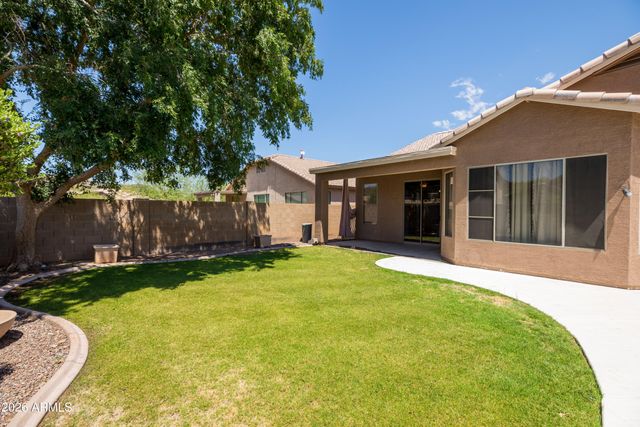 3525 W Quail Track Drive, Phoenix, AZ 85083