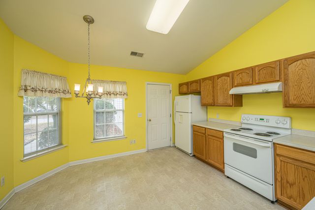 100 Moon Shadow Lane, Summerville, SC 29485