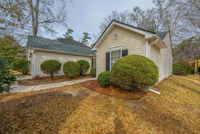 100 Moon Shadow Lane, Summerville, SC 29485