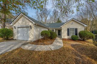 100 Moon Shadow Lane, Summerville, SC 29485