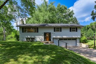 16226 Woodland Lane, Minnetonka, MN 55345