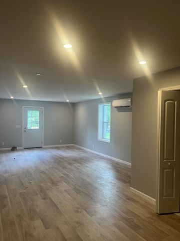 609 Central Ave, Clarksville, TN 37040