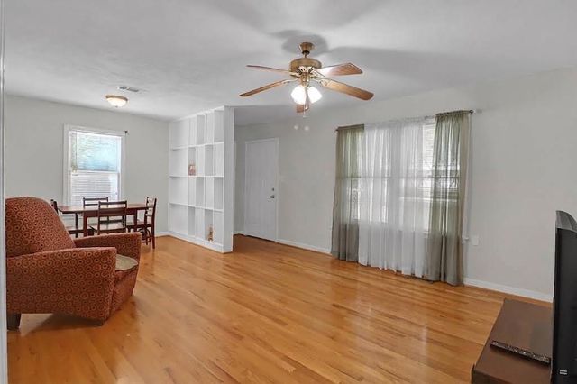 702 Parkway Street, Baytown, TX 77520