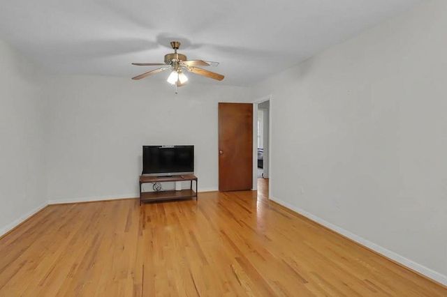 702 Parkway Street, Baytown, TX 77520