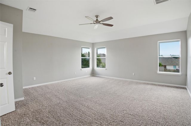 18305 Lake Edge CT, Pflugerville, TX 78660