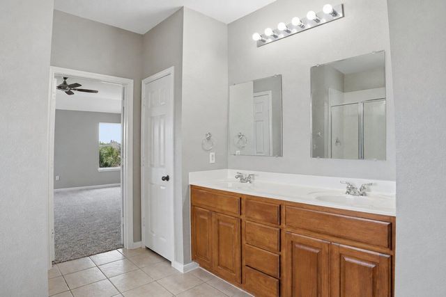 18305 Lake Edge CT, Pflugerville, TX 78660