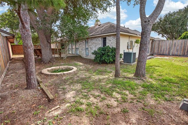 7162 Windbrook Lane, Corpus Christi, TX 78414