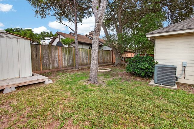 7162 Windbrook Lane, Corpus Christi, TX 78414