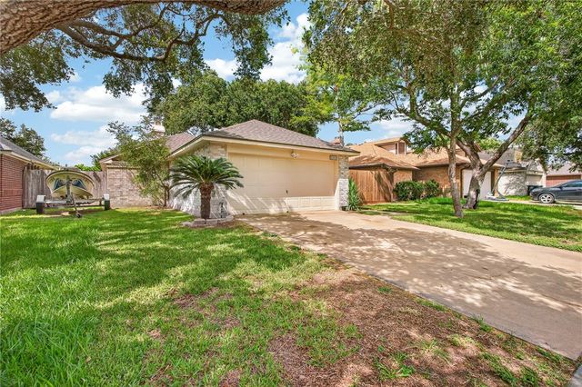 7162 Windbrook Lane, Corpus Christi, TX 78414