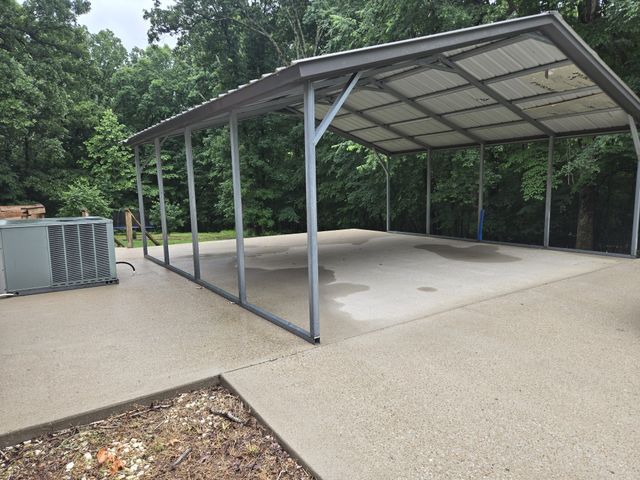955 Dogwood Dr, New Johnsonville, TN 37134