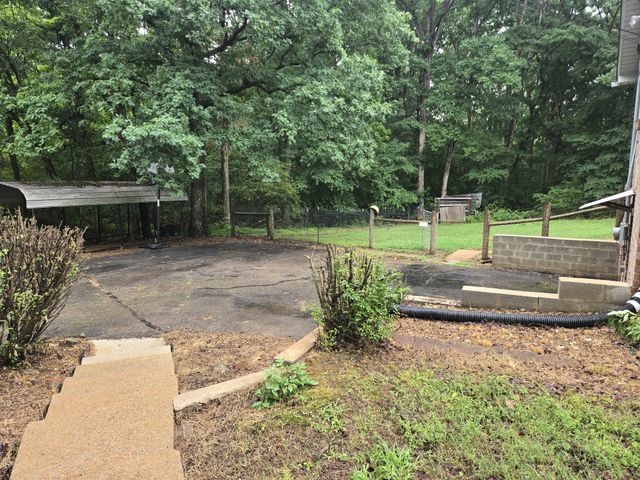 955 Dogwood Dr, New Johnsonville, TN 37134