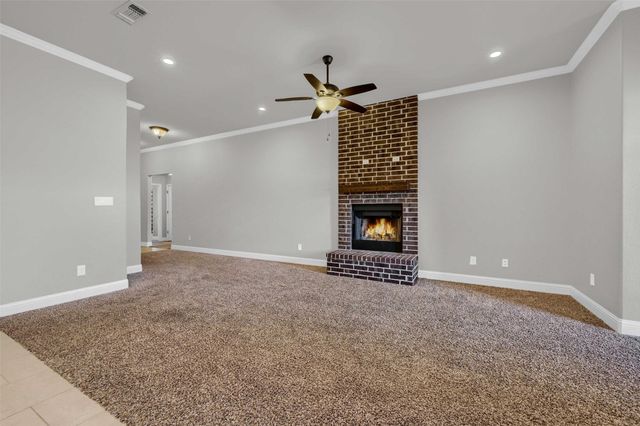 2401 Southridge Lane, Sherman, TX 75092