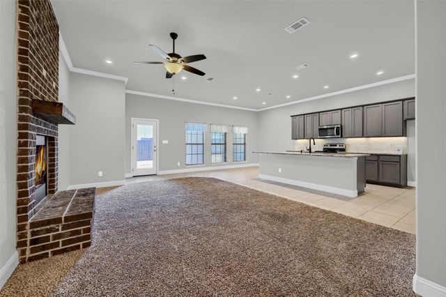 2401 Southridge Lane, Sherman, TX 75092