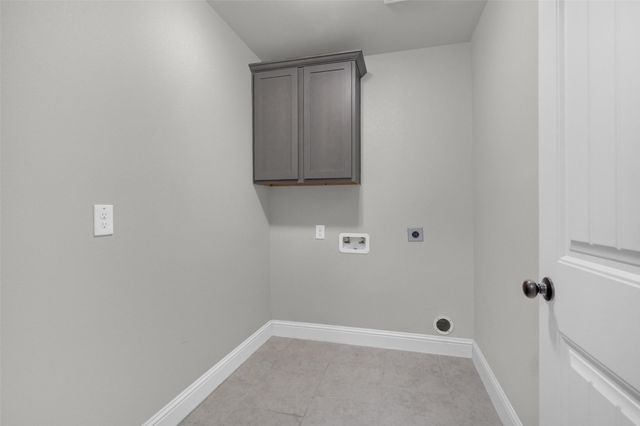 2401 Southridge Lane, Sherman, TX 75092