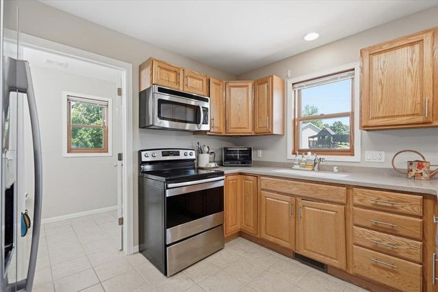204 Temple Court, Mount Horeb, WI 53572