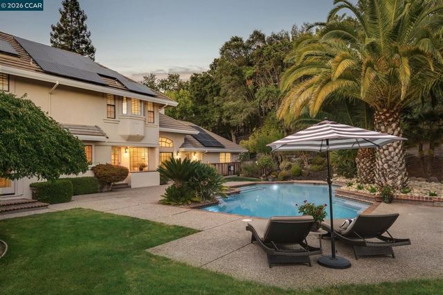 10 Bent Oak Ct, Danville, CA 94506