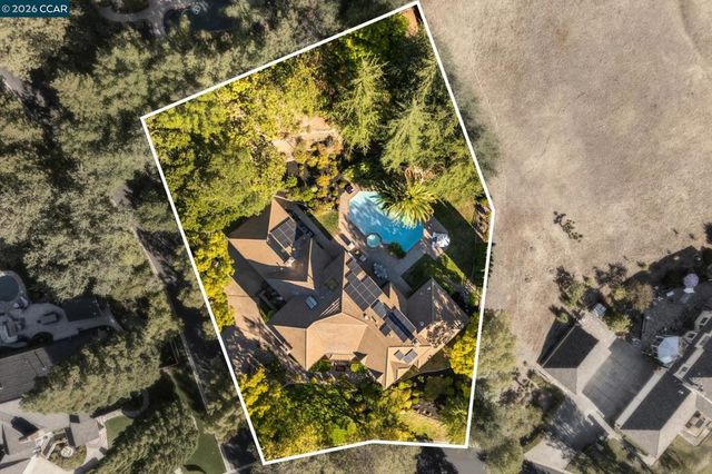 10 Bent Oak Ct, Danville, CA 94506