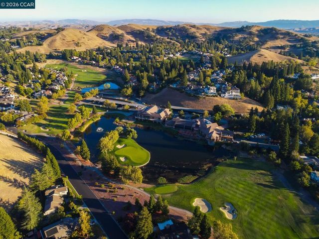 10 Bent Oak Ct, Danville, CA 94506