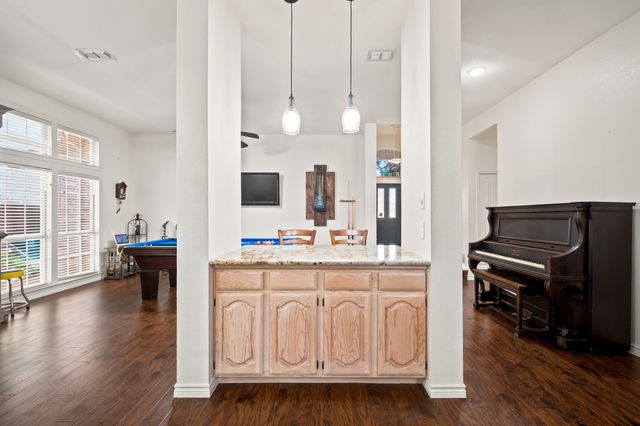 2916 Shadow Oak Court, Flower Mound, TX 75028