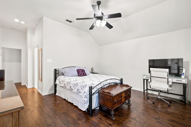 2916 Shadow Oak Court, Flower Mound, TX 75028