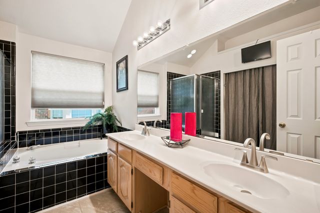 2916 Shadow Oak Court, Flower Mound, TX 75028