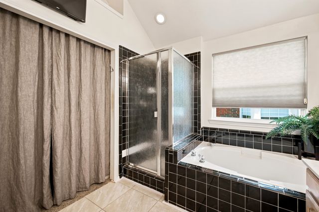 2916 Shadow Oak Court, Flower Mound, TX 75028
