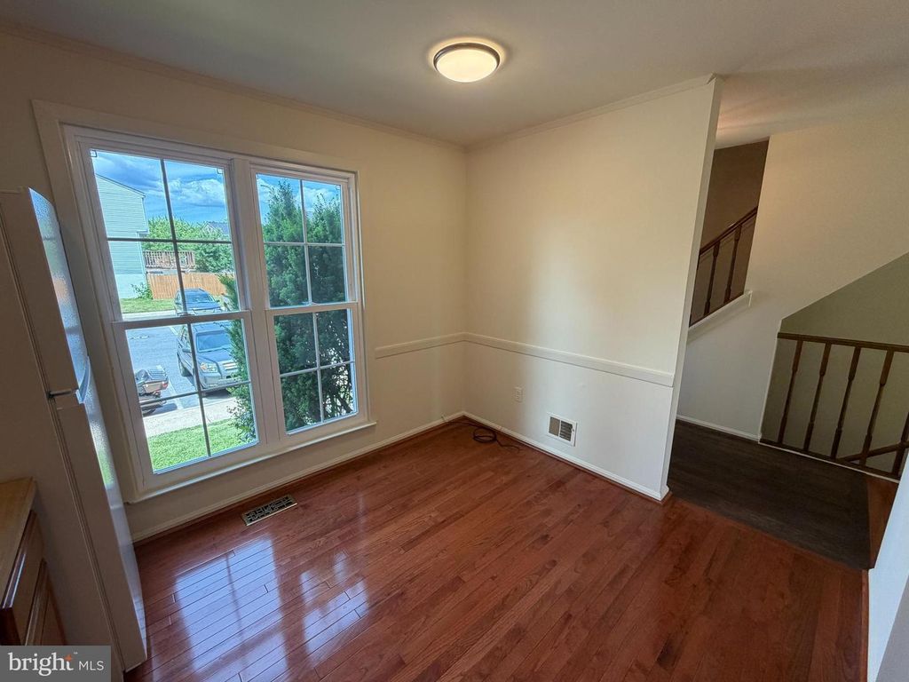 Image 12 of property listing at 1724 WORTHINGTON CT, Frederick, MD 21702