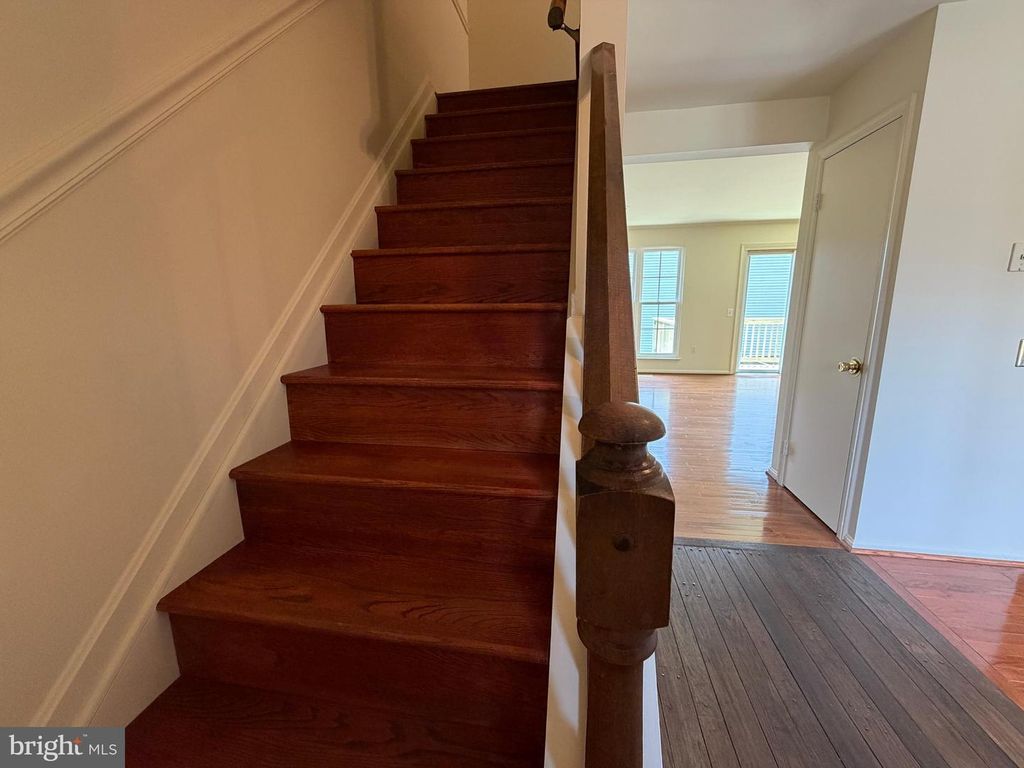 Image 26 of property listing at 1724 WORTHINGTON CT, Frederick, MD 21702