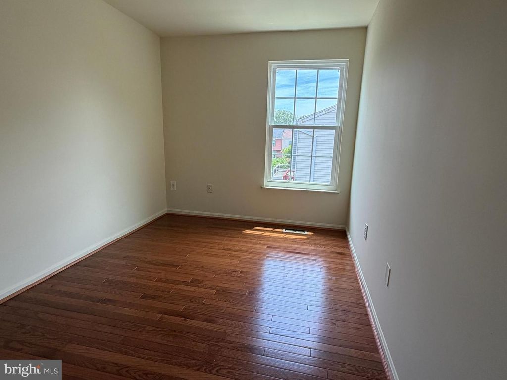 Image 28 of property listing at 1724 WORTHINGTON CT, Frederick, MD 21702