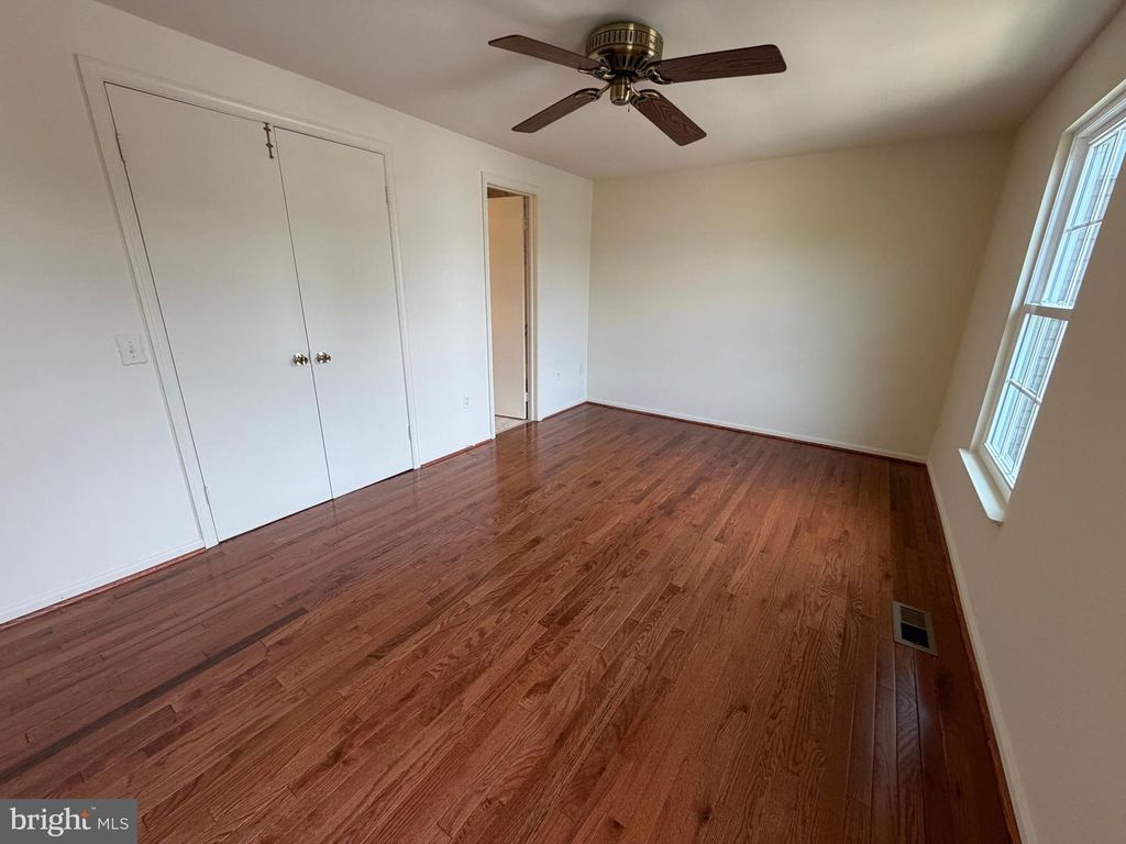 Image 37 of property listing at 1724 WORTHINGTON CT, Frederick, MD 21702