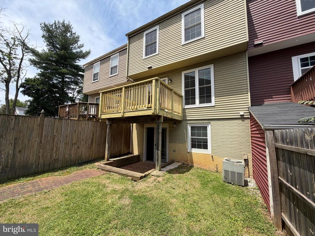 Image 57 of property listing at 1724 WORTHINGTON CT, Frederick, MD 21702