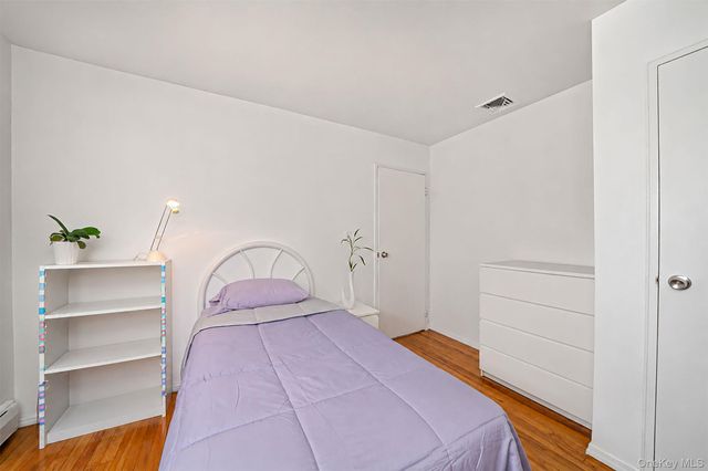 27 Ventura Drive, North Babylon, NY 11703
