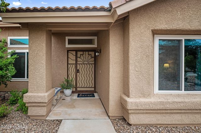 1640 N Fox Run Place, Tucson, AZ 85715