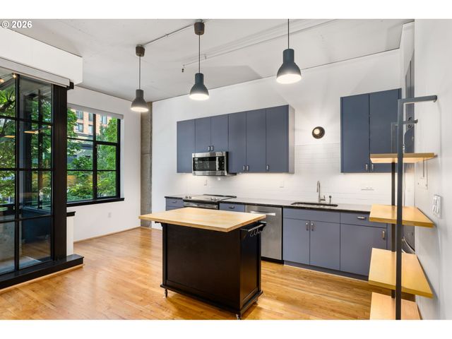 408 Nw 12TH Ave 204, Portland, OR 97209