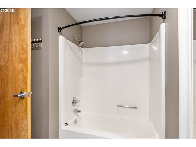 408 Nw 12TH Ave 204, Portland, OR 97209