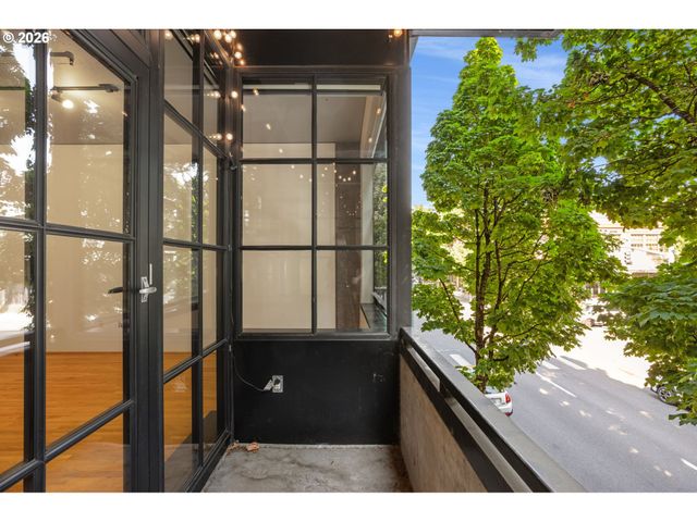 408 Nw 12TH Ave 204, Portland, OR 97209