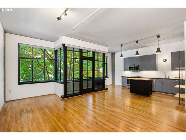 408 Nw 12TH Ave 204, Portland, OR 97209