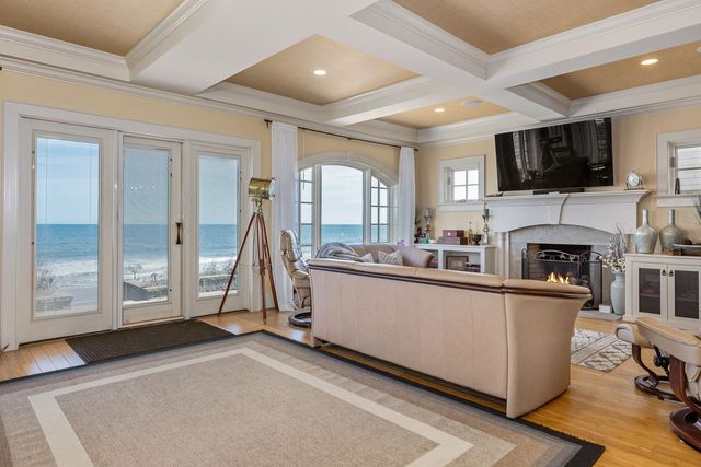 1138 Ocean Boulevard, Rye, NH 03870