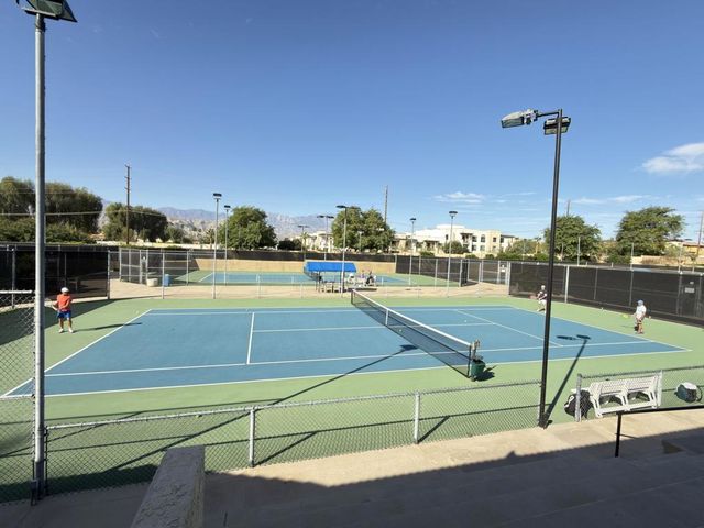 144 Verde Way, Palm Desert, CA 92260