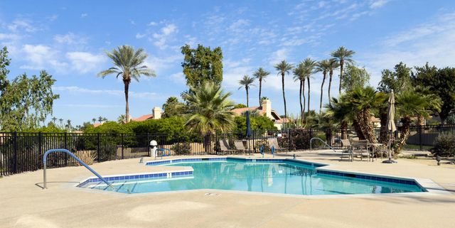 144 Verde Way, Palm Desert, CA 92260