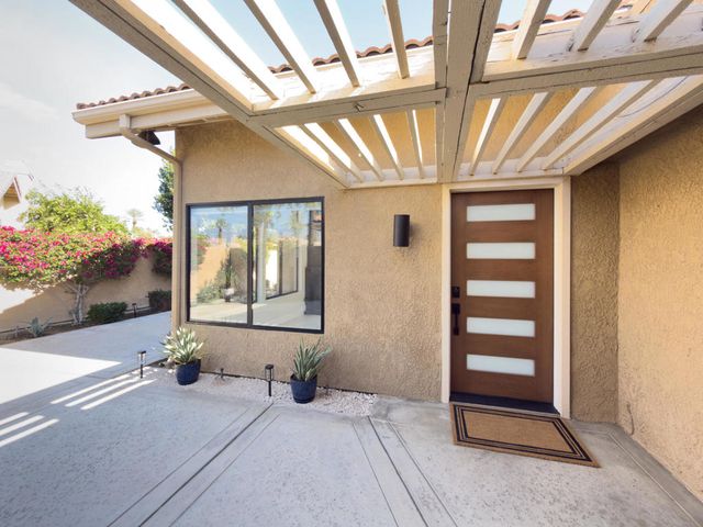 144 Verde Way, Palm Desert, CA 92260