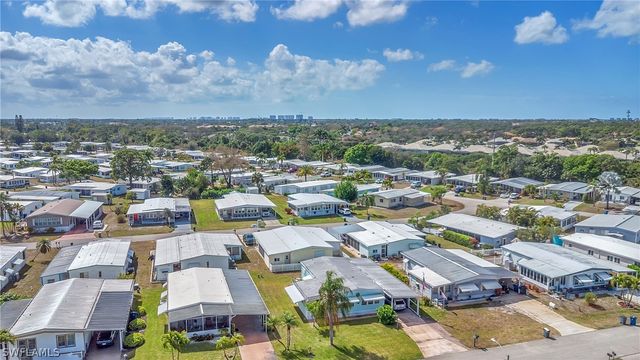 26033 Princess LN, Bonita Springs, FL 34135