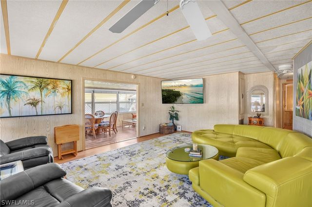 26033 Princess LN, Bonita Springs, FL 34135