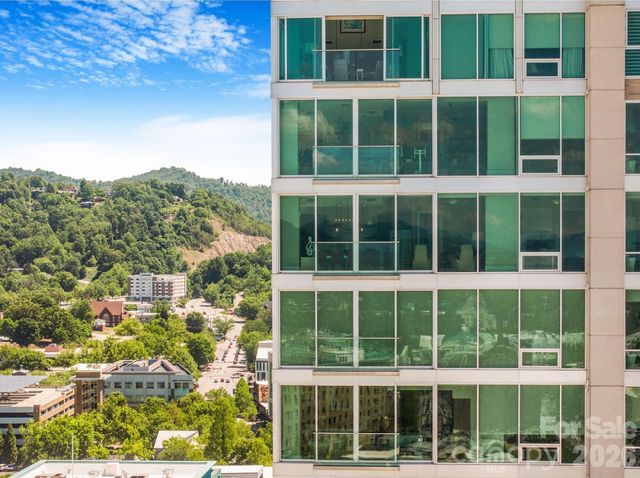 7 Patton Avenue 1605, Asheville, NC 28801