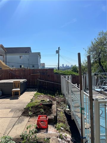 805 Railroad St, Mckees Rocks, PA 15136