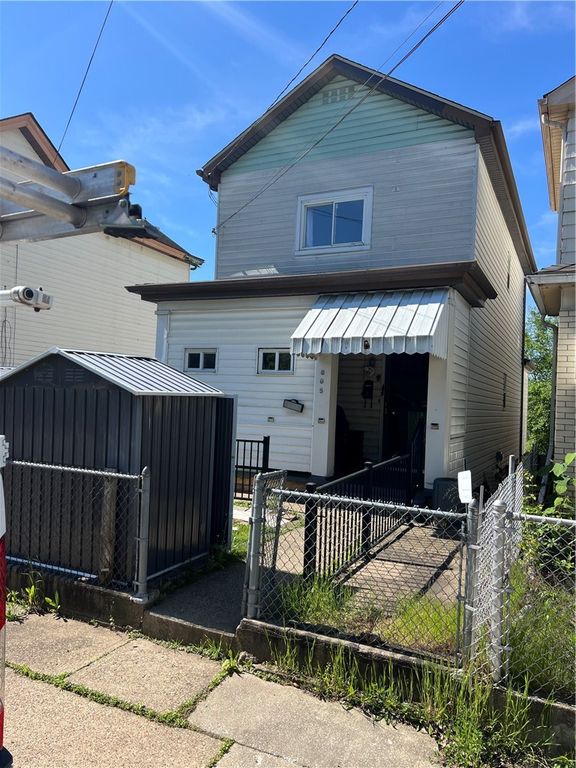 805 Railroad St, Mckees Rocks, PA 15136