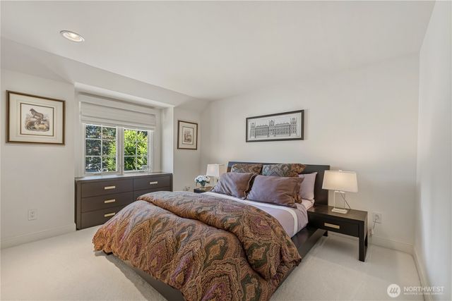 2553 Medina Circle, Medina, WA 98039