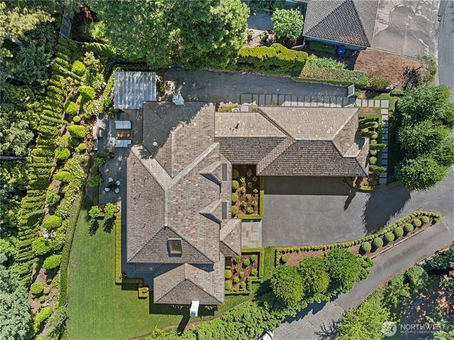 2553 Medina Circle, Medina, WA 98039