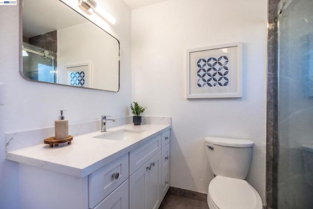 38475 Jacaranda Dr, Newark, CA 94560